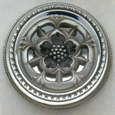 THE PEWTER TUDOR ROSE PAPERWEIGHT - Click Image to Close